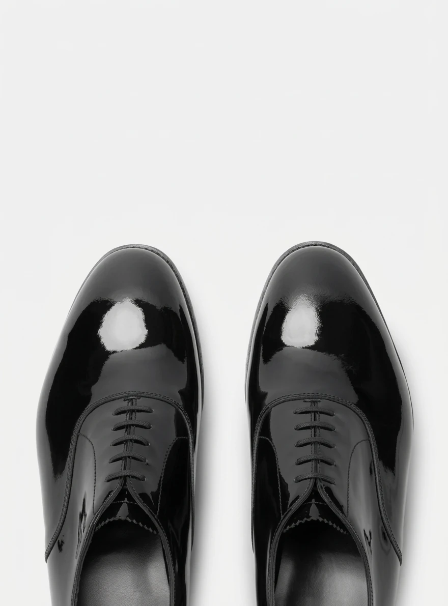The Somerset — sole detail